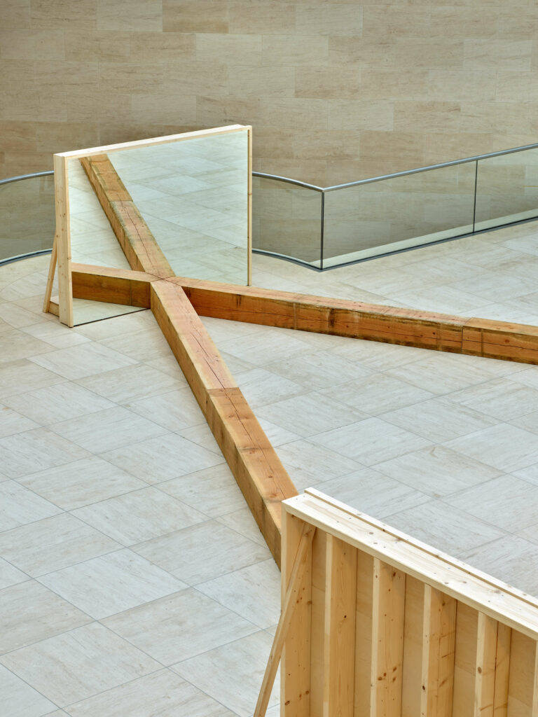 Robert Morris-The Perceiving Body-Mudam Luxembourg